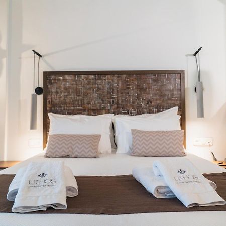 Lithos Luxury Suites Tinos Exterior photo