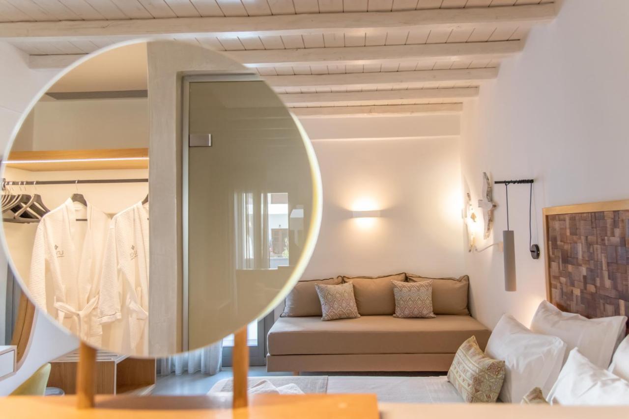 Lithos Luxury Suites Tinos Exterior photo